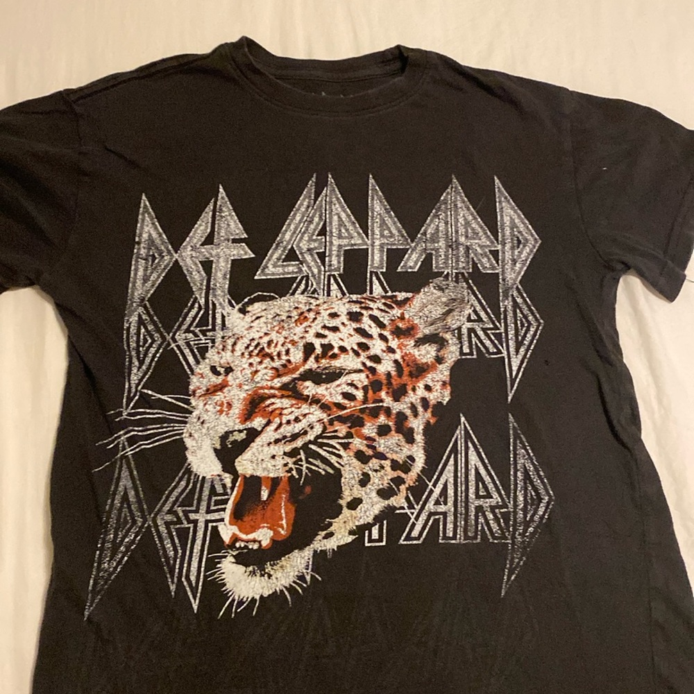 def leppard t-shirt